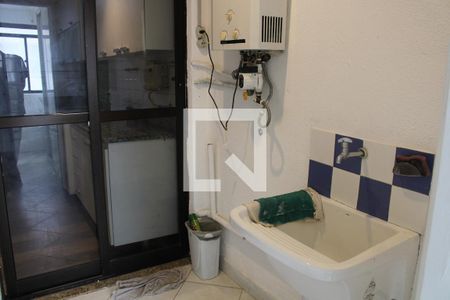 Apartamento para alugar com 320m², 4 quartos e 3 vagasÁrea de Serviço