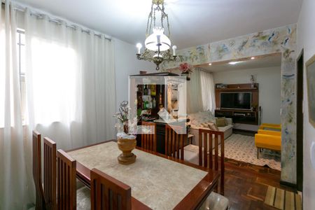 Sala de apartamento para alugar com 3 quartos, 110m² em Colégio Batista, Belo Horizonte