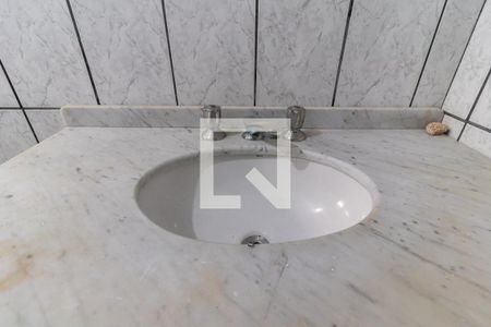 Casa para alugar com 55m², 2 quartos e 1 vagaBanheiro - torneira