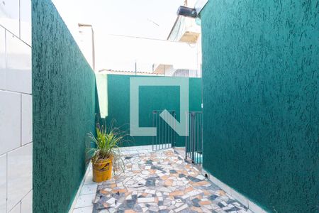 Casa para alugar com 55m², 2 quartos e 1 vagaÁrea de Serviço