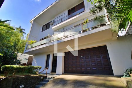 Casa à venda com 274m², 4 quartos e 4 vagasEntrada