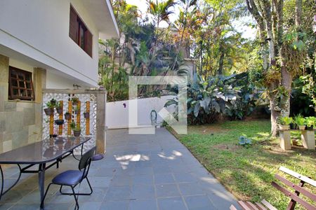 Casa à venda com 274m², 4 quartos e 4 vagasÁrea Externa