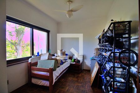 Casa à venda com 274m², 4 quartos e 4 vagasQuarto 2