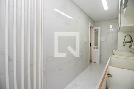 Apartamento à venda com 79m², 2 quartos e 1 vaga Apartamento à venda com 79m², 2 quartos e 1 vagaCozinha e Área de Serviço