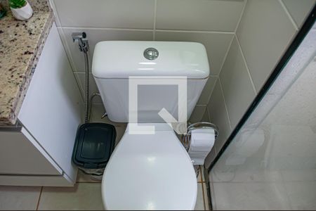banheiro de apartamento à venda com 2 quartos, 47m² em Curicica, Rio de Janeiro