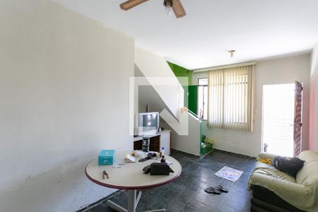 Sala de casa à venda com 2 quartos, 58m² em Cachoeirinha, Belo Horizonte