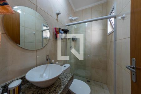 Casa à venda com 160m², 3 quartos e 2 vagasBanheiro
