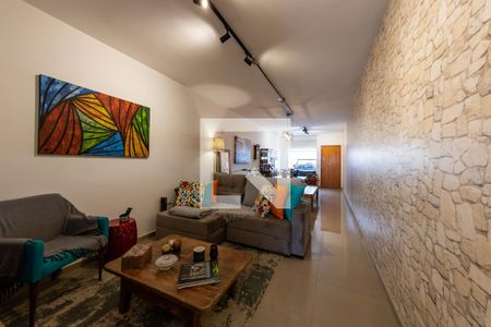 Sala de casa à venda com 3 quartos, 160m² em Vila Bela, São Paulo