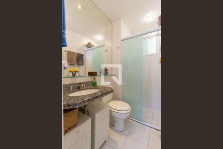 Apartamento à venda com 86m², 3 quartos e 2 vagasBanheiro 