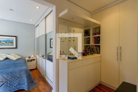 Apartamento à venda com 86m², 3 quartos e 2 vagasCloset