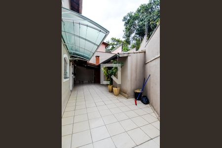 Casa para alugar com 280m², 3 quartos e 6 vagasQuintal