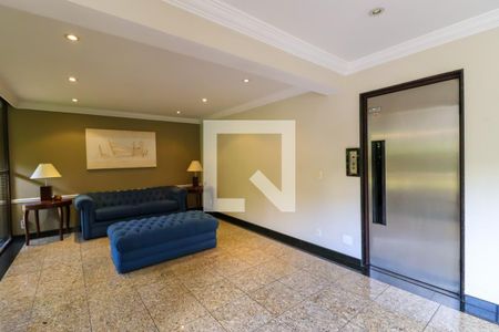 Apartamento à venda com 240m², 4 quartos e 4 vagasHall de entrada