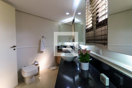 Apartamento à venda com 240m², 4 quartos e 4 vagasBanheiro da Suíte 2