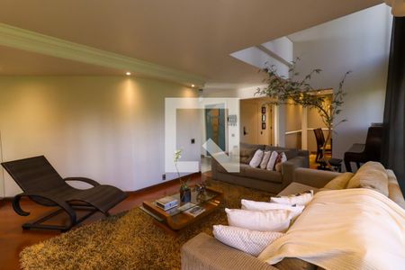 Sala de apartamento à venda com 4 quartos, 240m² em Vila Suzana, São Paulo