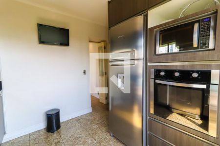 Apartamento à venda com 240m², 4 quartos e 4 vagasCozinha