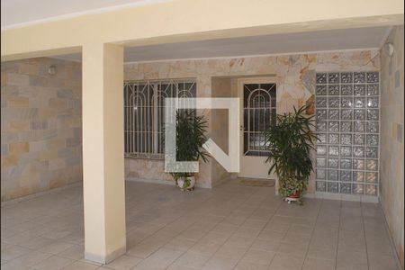 Casa à venda com 218m², 4 quartos e 2 vagasGaragem