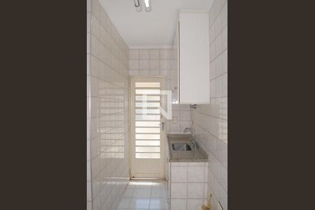 Casa à venda com 218m², 4 quartos e 2 vagasCozinha 2