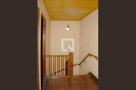 Casa à venda com 218m², 4 quartos e 2 vagasCorredor