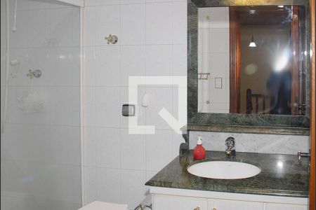 Casa à venda com 218m², 4 quartos e 2 vagasBanheiro 2