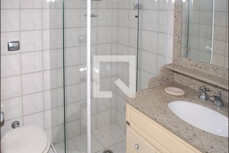 Casa à venda com 218m², 4 quartos e 2 vagasBanheiro 4