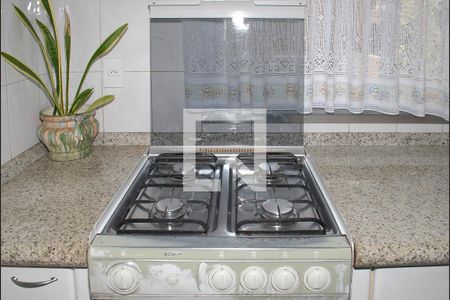 Casa à venda com 218m², 4 quartos e 2 vagasCozinha