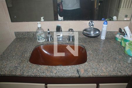 Casa para alugar com 440m², 4 quartos e 3 vagasBanheiro da Suíte 1