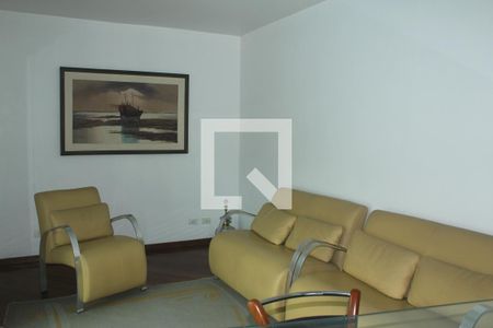 Antesala de casa para alugar com 4 quartos, 440m² em Chácara Meyer, São Paulo