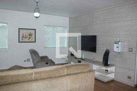 Sala 2 de casa para alugar com 4 quartos, 440m² em Chácara Meyer, São Paulo