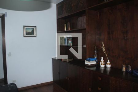 Casa para alugar com 440m², 4 quartos e 3 vagasEscritório