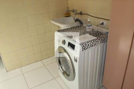 Casa para alugar com 440m², 4 quartos e 3 vagasÁrea de Serviço