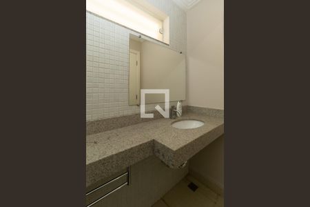 Casa à venda com 220m², 3 quartos e 3 vagasLavabo