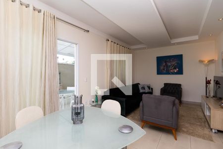 Sala de casa à venda com 3 quartos, 220m² em Ponte de São João, Jundiaí