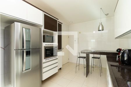 Casa à venda com 220m², 3 quartos e 3 vagasCozinha