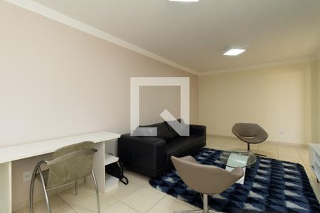 Casa à venda com 220m², 3 quartos e 3 vagasSala de TV