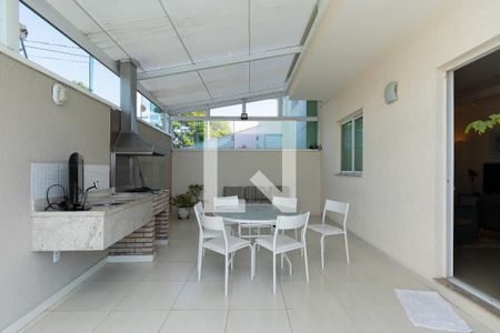Casa à venda com 220m², 3 quartos e 3 vagasÁrea gourmet