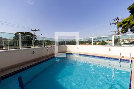 Casa à venda com 220m², 3 quartos e 3 vagasPiscina