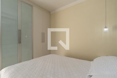 Casa à venda com 220m², 3 quartos e 3 vagasQuarto Suíte