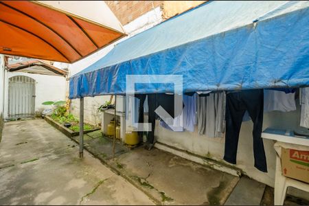 Casa à venda com 360m², 3 quartos e 2 vagasÁrea de Serviço