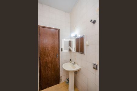 Casa à venda com 360m², 3 quartos e 2 vagasBanheiro Social