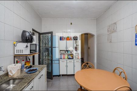 Casa à venda com 360m², 3 quartos e 2 vagasCozinha