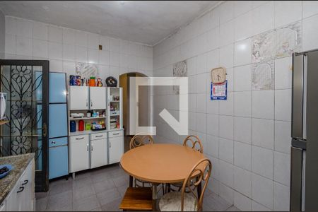 Casa à venda com 360m², 3 quartos e 2 vagasCozinha