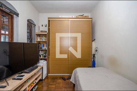 Casa à venda com 360m², 3 quartos e 2 vagasQuarto 2