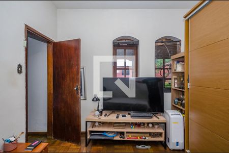 Casa à venda com 360m², 3 quartos e 2 vagasQuarto 2