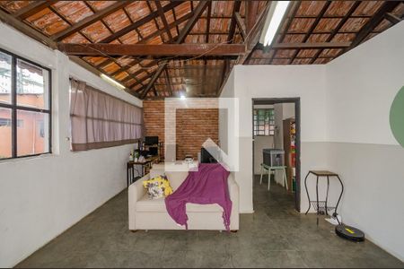 Casa à venda com 360m², 3 quartos e 2 vagasSala piso 2