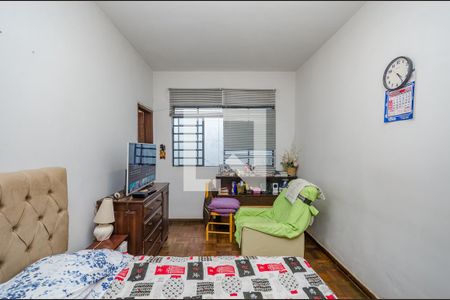 Casa à venda com 360m², 3 quartos e 2 vagasSuíte
