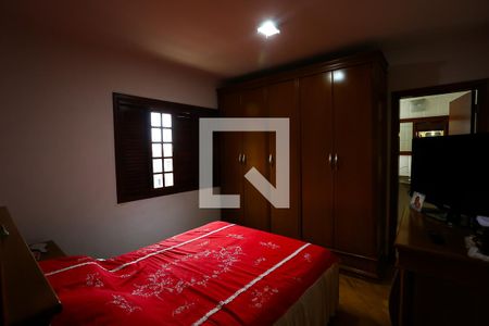 Casa à venda com 125m², 4 quartos e 2 vagas Casa à venda com 125m², 4 quartos e 2 vagassuítes