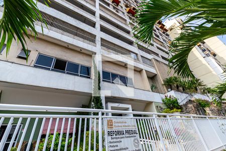 Apartamento à venda com 95m², 2 quartos e 1 vagaEntrada