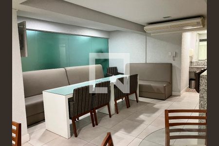 Apartamento para alugar com 150m², 4 quartos e 2 vagasSalão de Festas