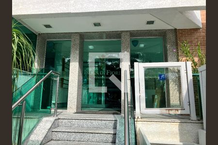 Apartamento para alugar com 150m², 4 quartos e 2 vagasFachada