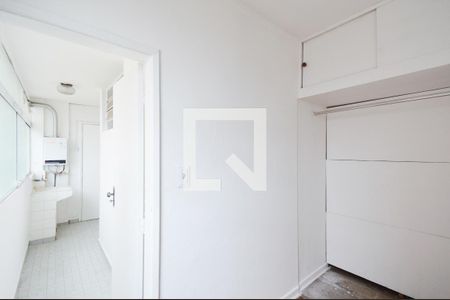 Apartamento à venda com 70m², 2 quartos e 1 vaga Apartamento à venda com 70m², 2 quartos e 1 vagaQuarto de Serviço